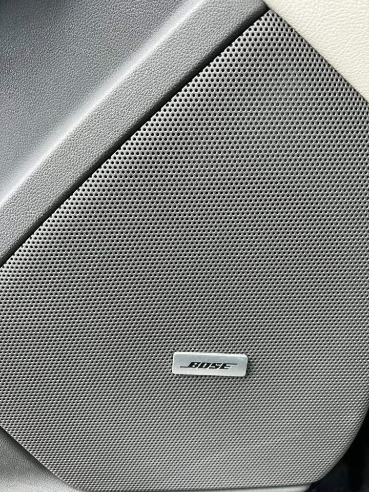 Used 2020 Cadillac XT6 Premium Luxury image 32