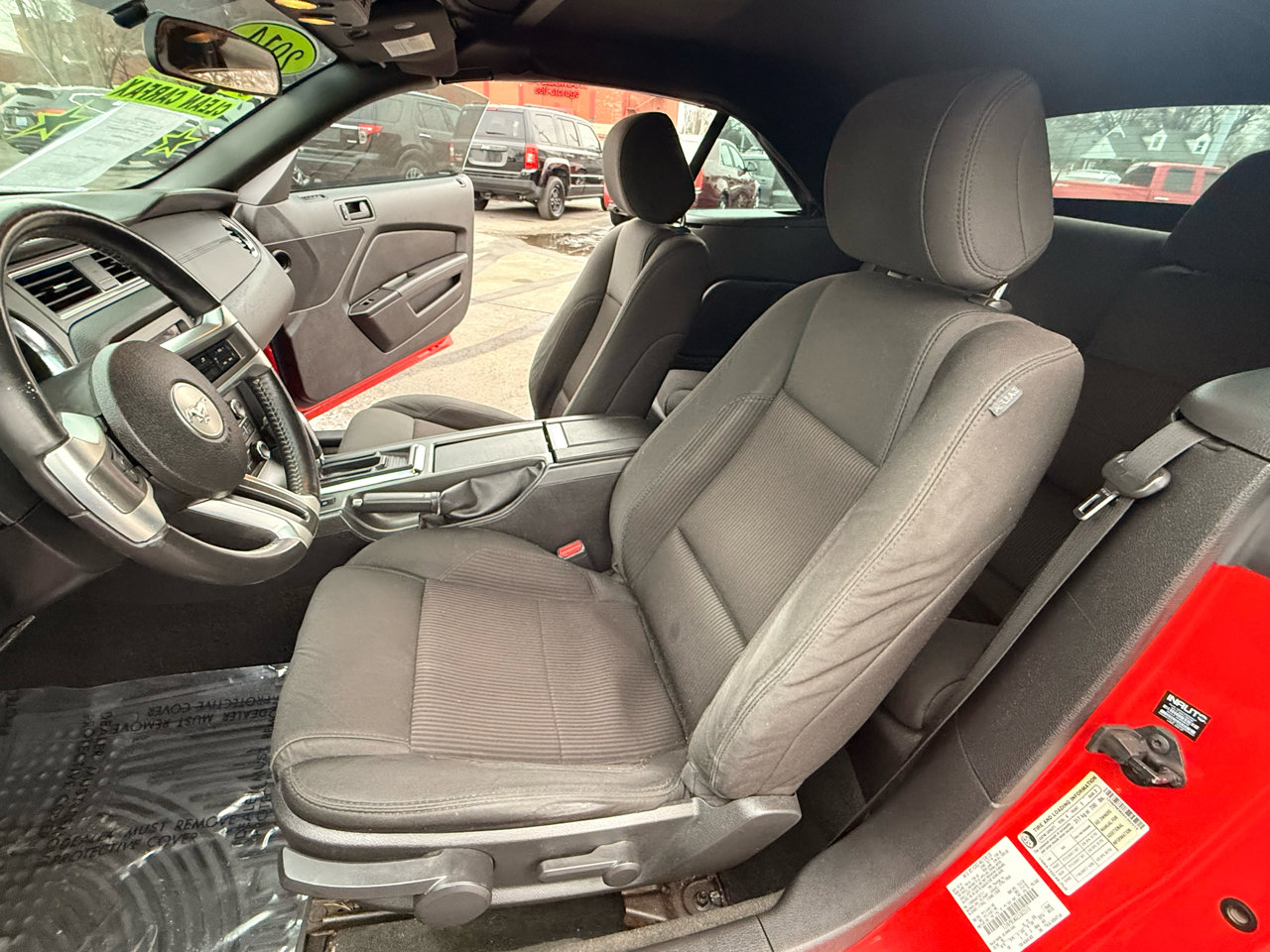 Used 2014 Ford Mustang Convertible image 8