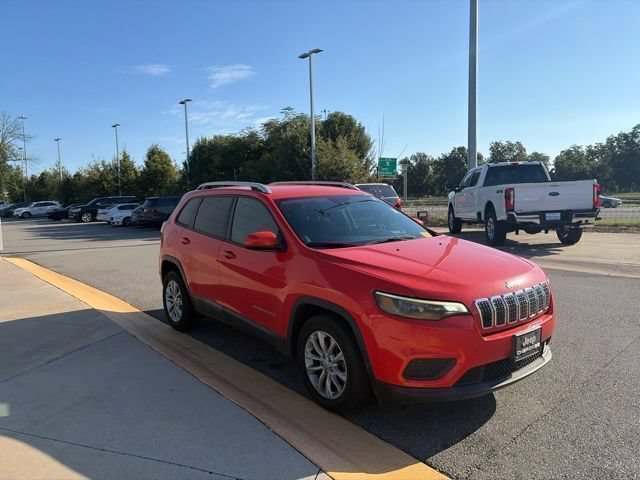 Used 2021 Jeep Cherokee Latitude FWD image 7