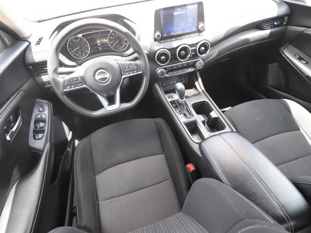 Used 2024 Nissan Sentra SV FWD image 6