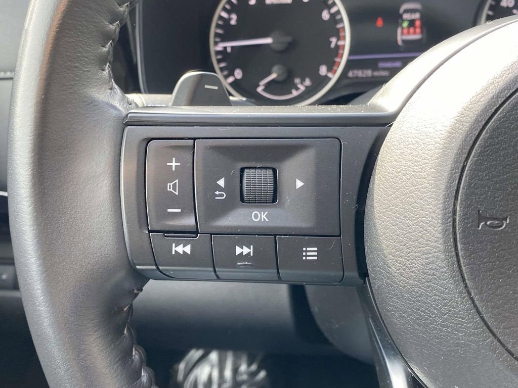 Used 2024 Nissan Pathfinder SV w/ SV Premium Package image 20