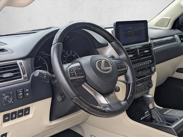 Used 2022 Lexus GX 460 Luxury w/ Sport Design Package AWD/4WD image 9