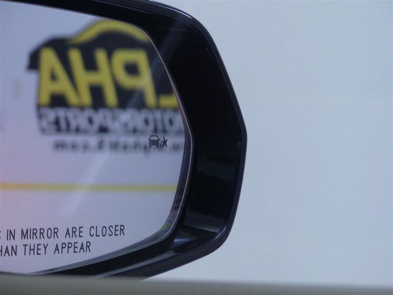 Used 2022 Cadillac XT6 Sport w/ Platinum Package image 29