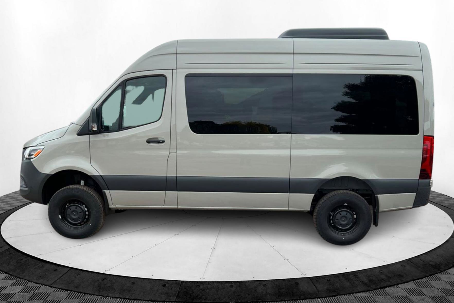 New 2026 Mercedes-Benz Sprinter 2500 image 2