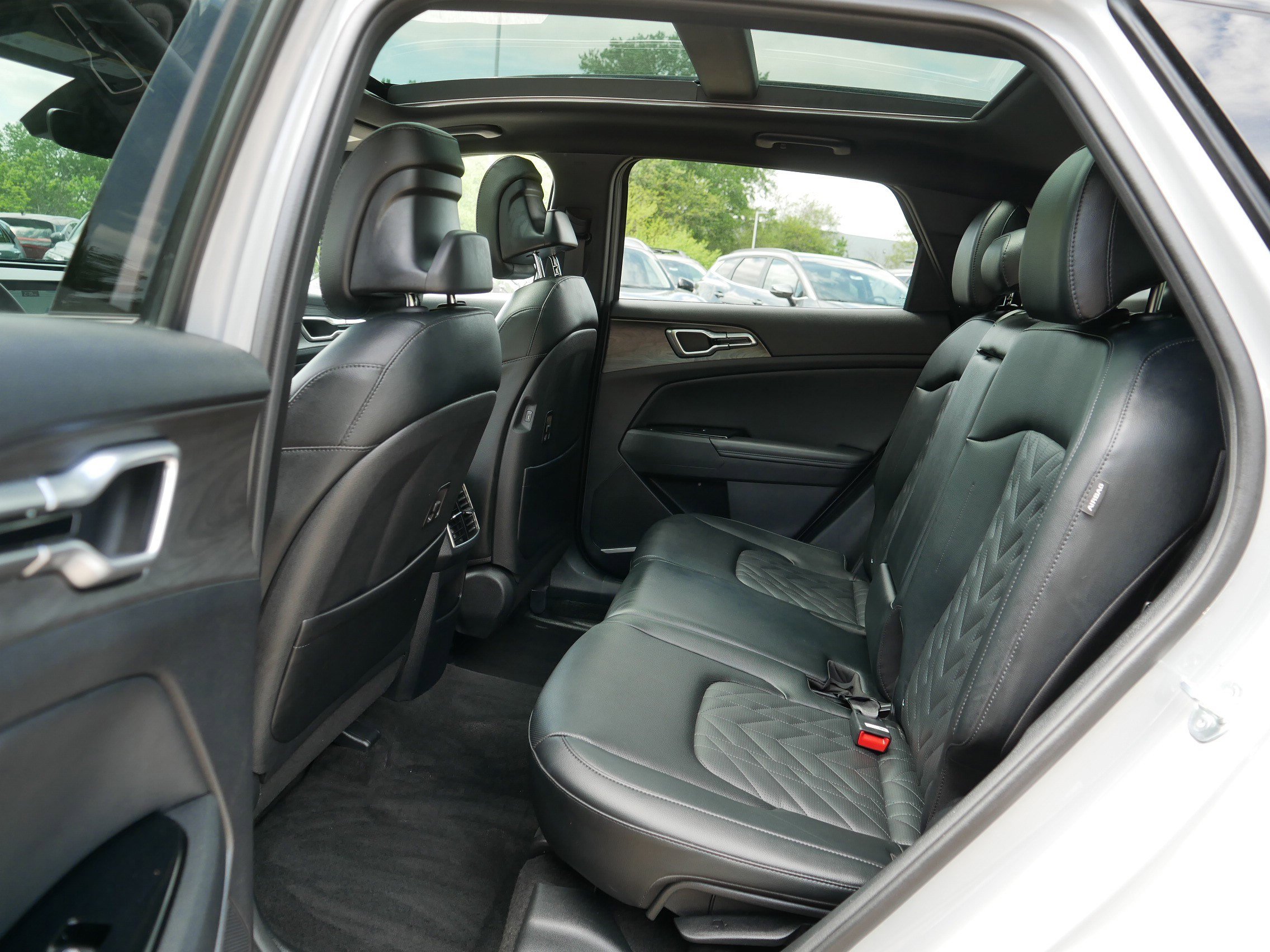 Certified 2024 Kia Sportage X-Line w/ X-Line Premium Package AWD/4WD image 35