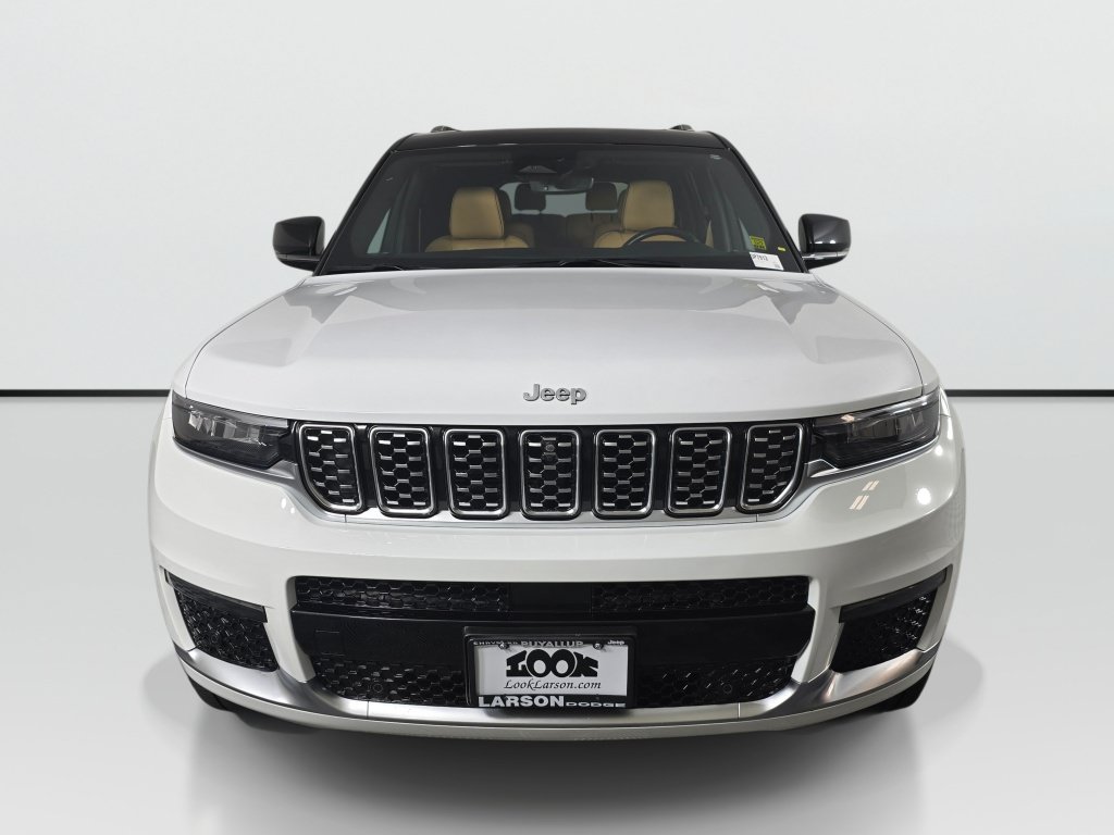 Used 2023 Jeep Grand Cherokee L Summit AWD/4WD image 8