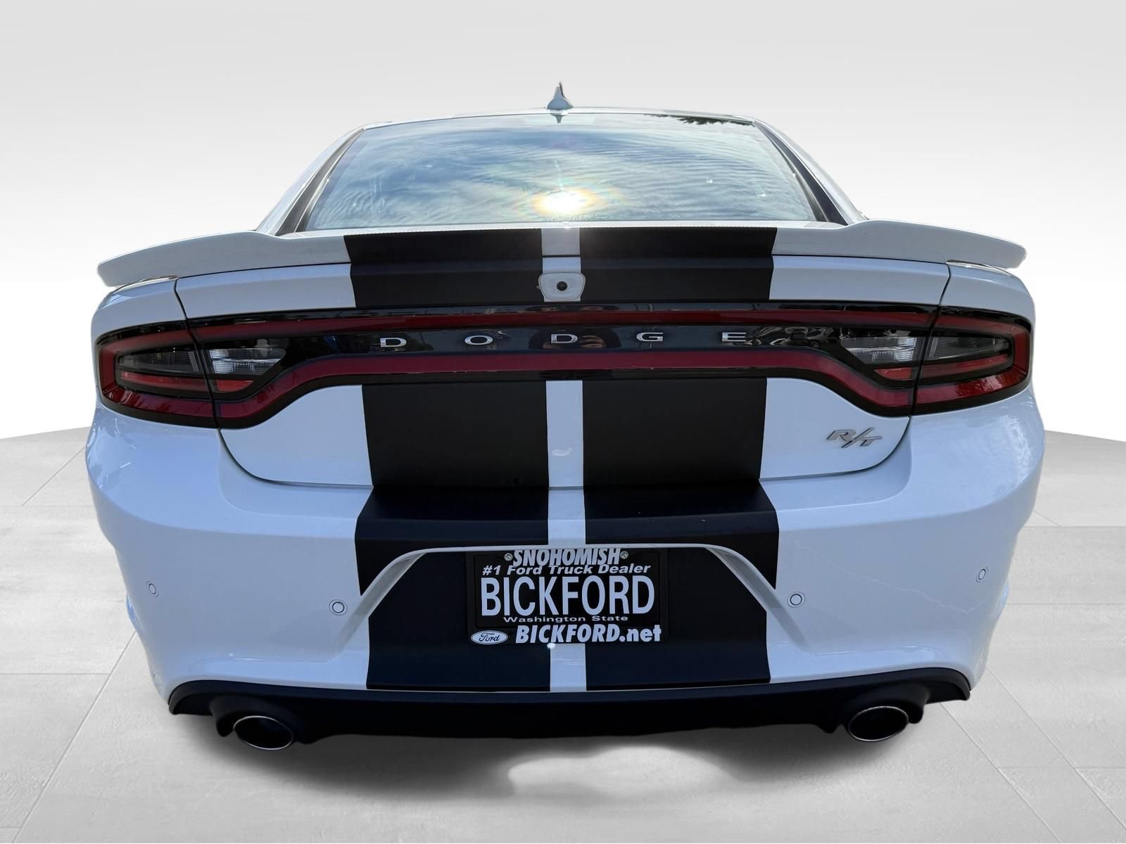 Used 2019 Dodge Charger R/T w/ Plus Group RWD image 6