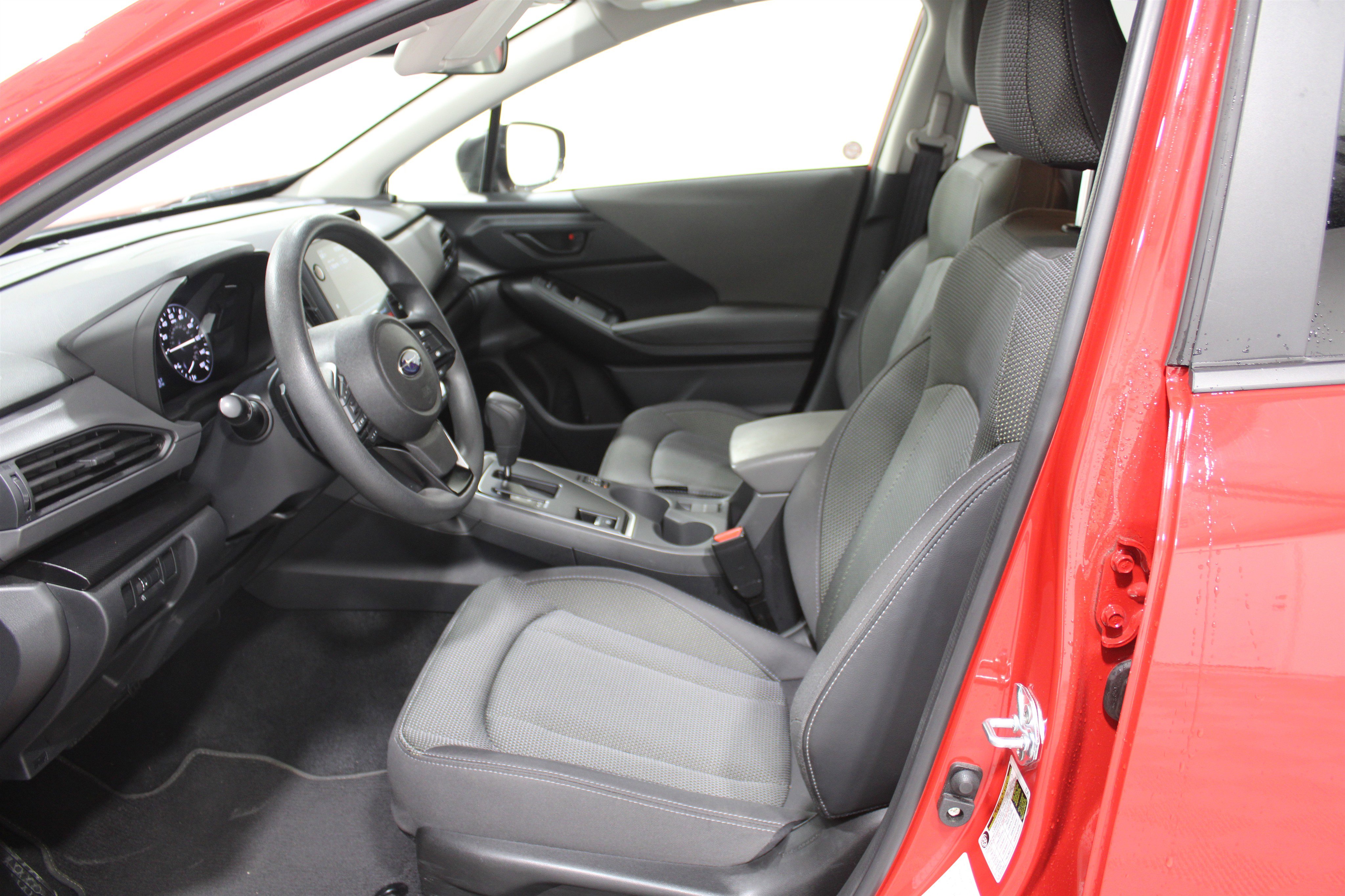 Used 2024 Subaru Crosstrek 2.0i Premium image 3