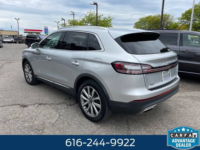 Used 2019 Lincoln Nautilus Select AWD/4WD image 3