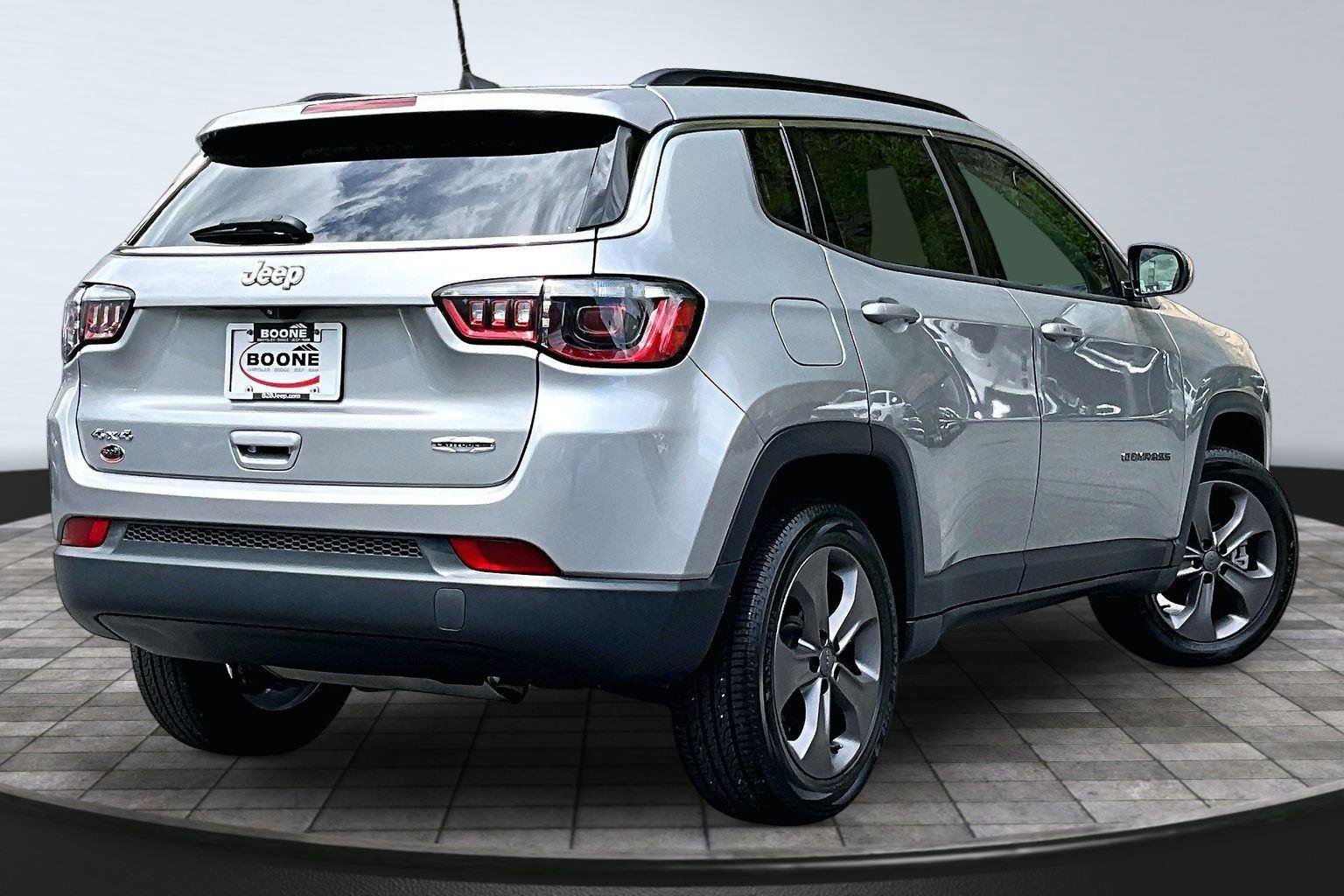 Certified 2022 Jeep Compass Latitude AWD/4WD image 14