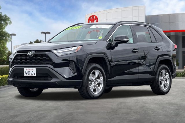 Certified 2025 Toyota RAV4 XLE w/ Convenience Package AWD/4WD image 10