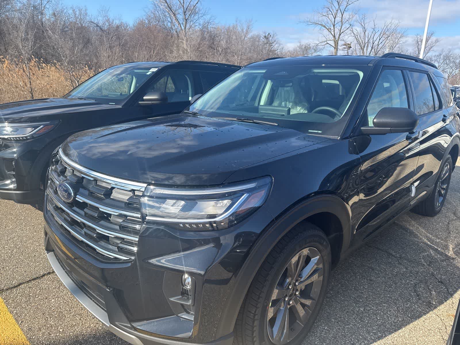 New 2026 Ford Explorer Active w/ Active Comfort Package AWD/4WD image 17