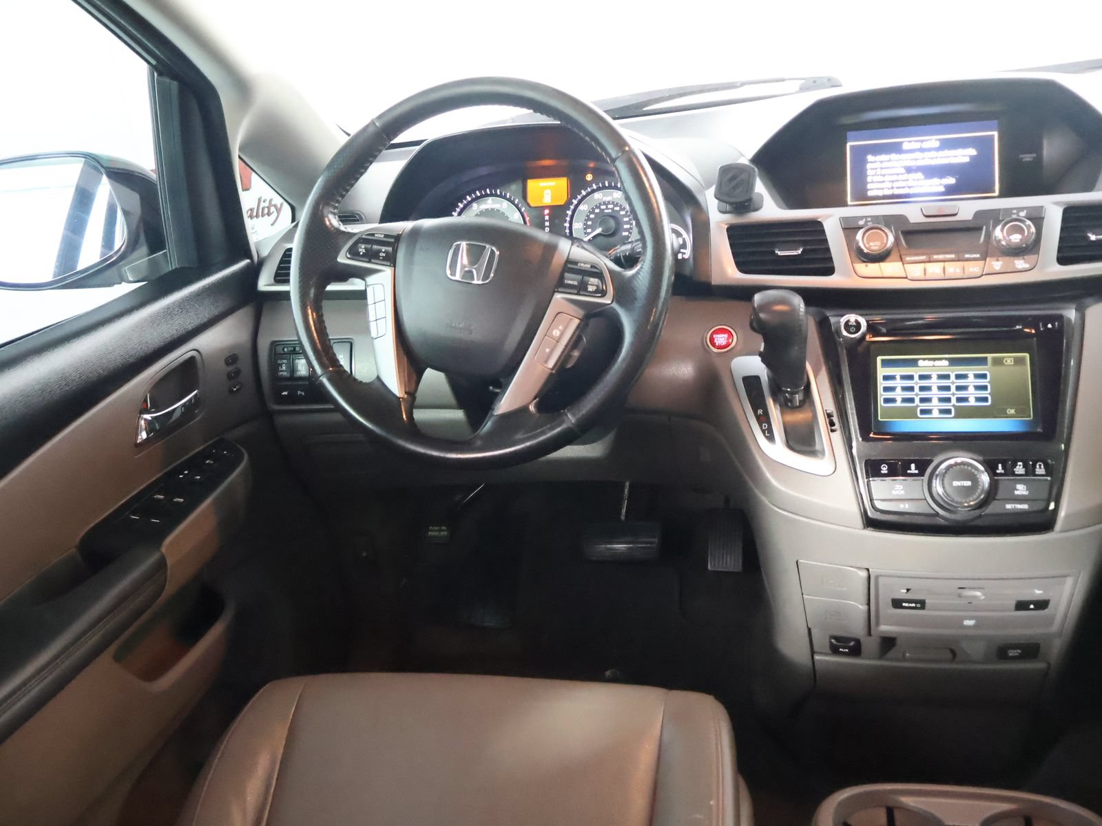 Used 2016 Honda Odyssey Touring image 30