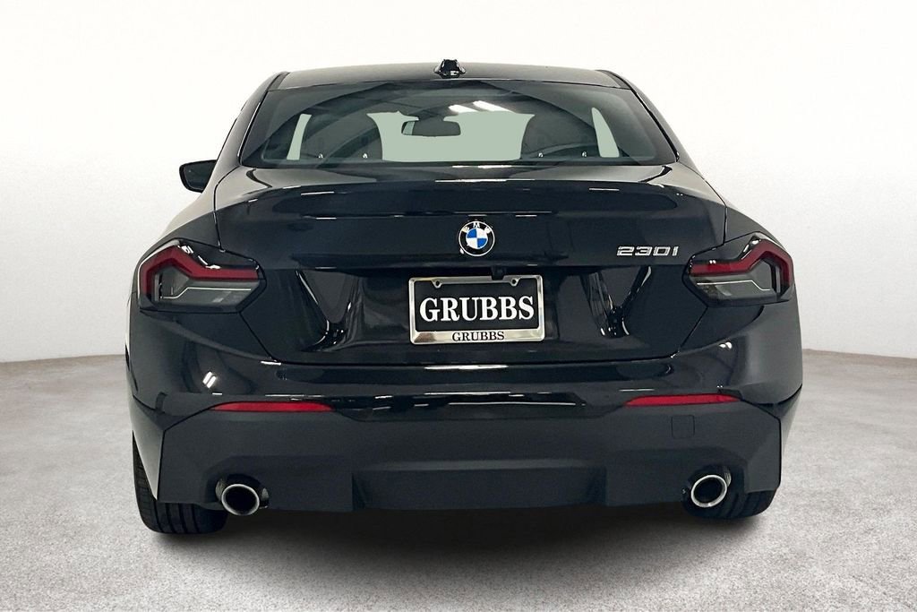New 2025 BMW 230i Coupe w/ Convenience Package RWD image 5