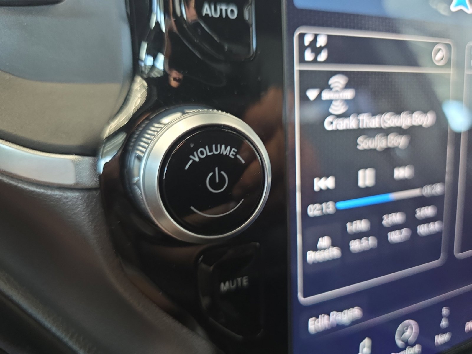 Used 2023 RAM 1500 Big Horn AWD/4WD image 15