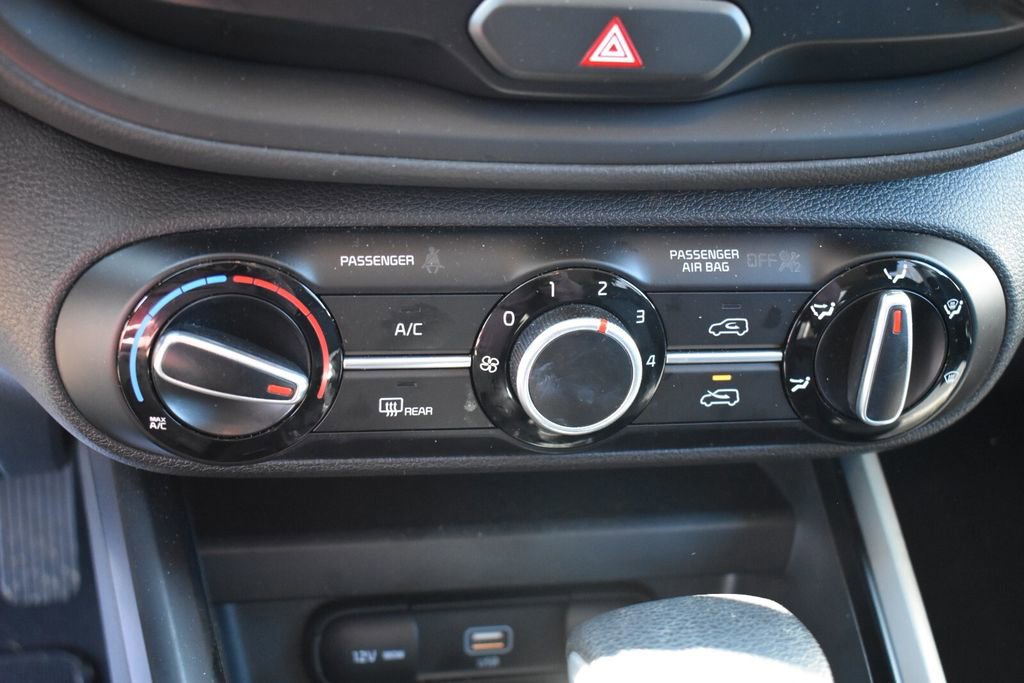 Used 2021 Kia Soul LX FWD image 29