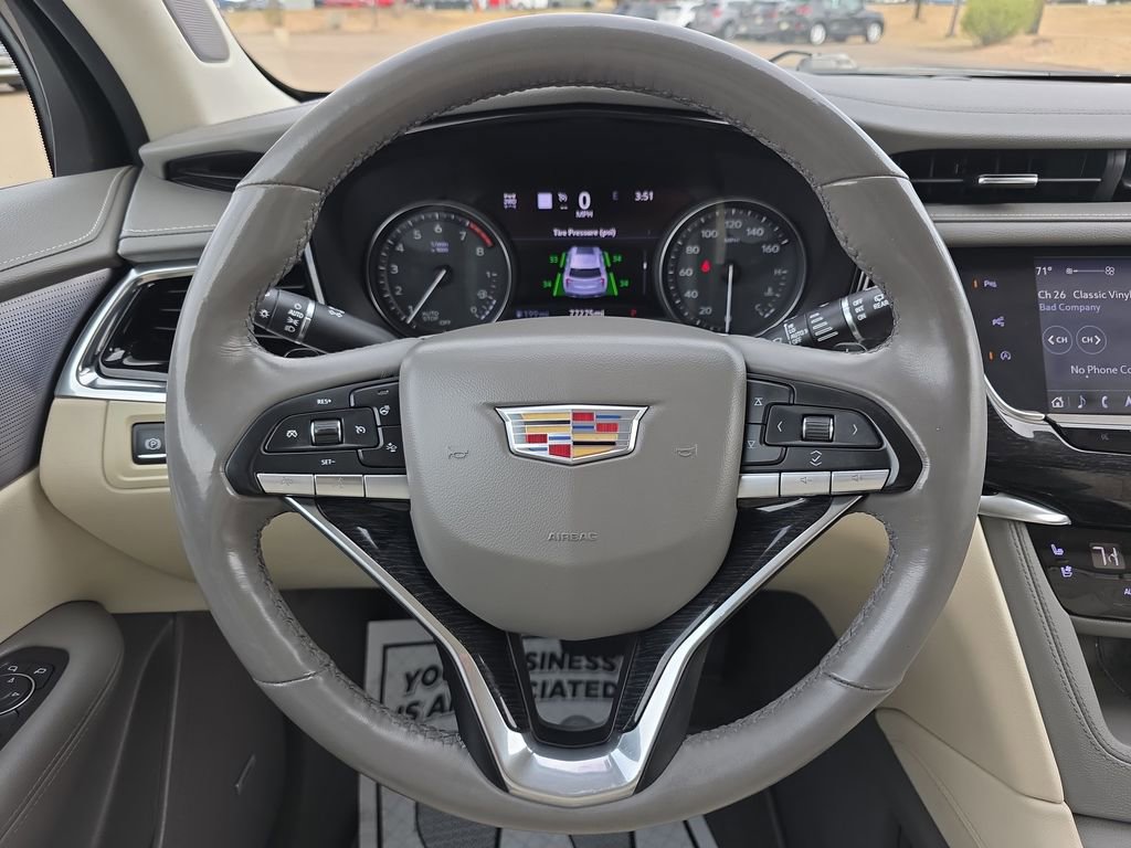 Used 2020 Cadillac XT6 Premium Luxury image 14