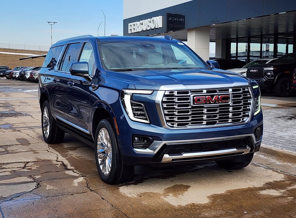 New 2026 GMC Yukon XL Denali w/ Sun & Power Step Package