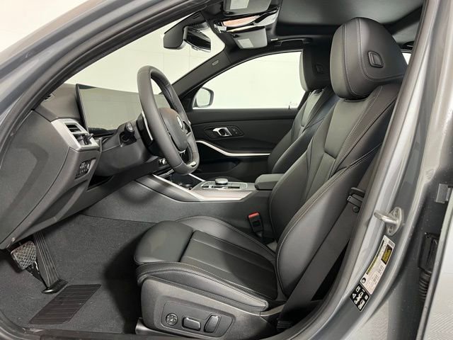 Used 2025 BMW 330i xDrive Sedan w/ Premium Package image 11