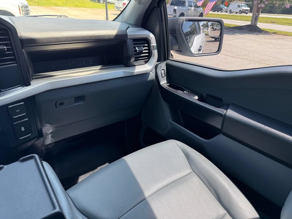 Used 2022 Ford F150 XL w/ Equipment Group 101A High RWD image 13
