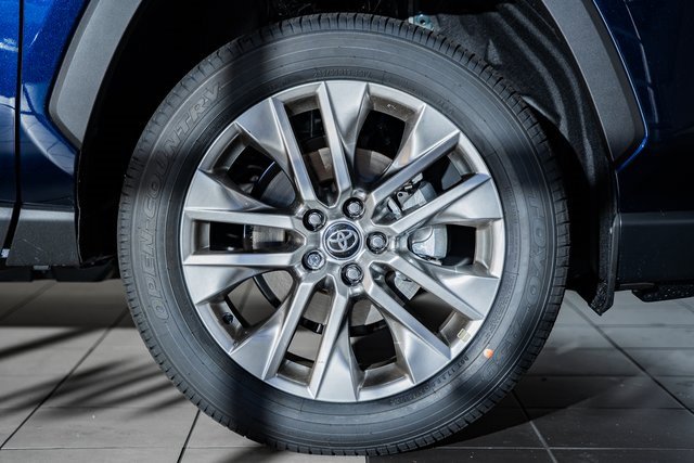 New 2025 Toyota RAV4 XLE Premium image 18