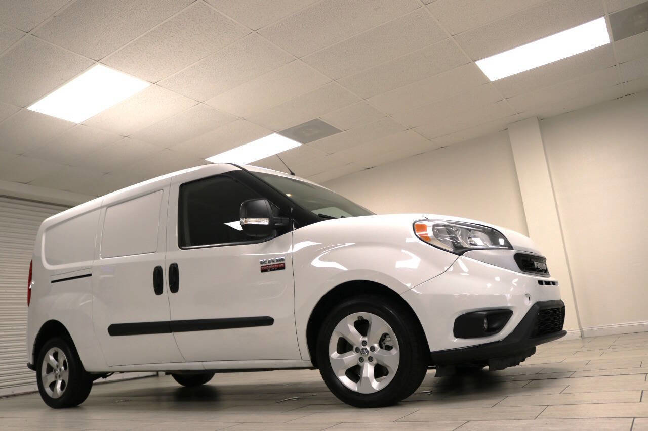 Used 2022 RAM ProMaster City Wagon w/ Lights & Wheels Group image 9