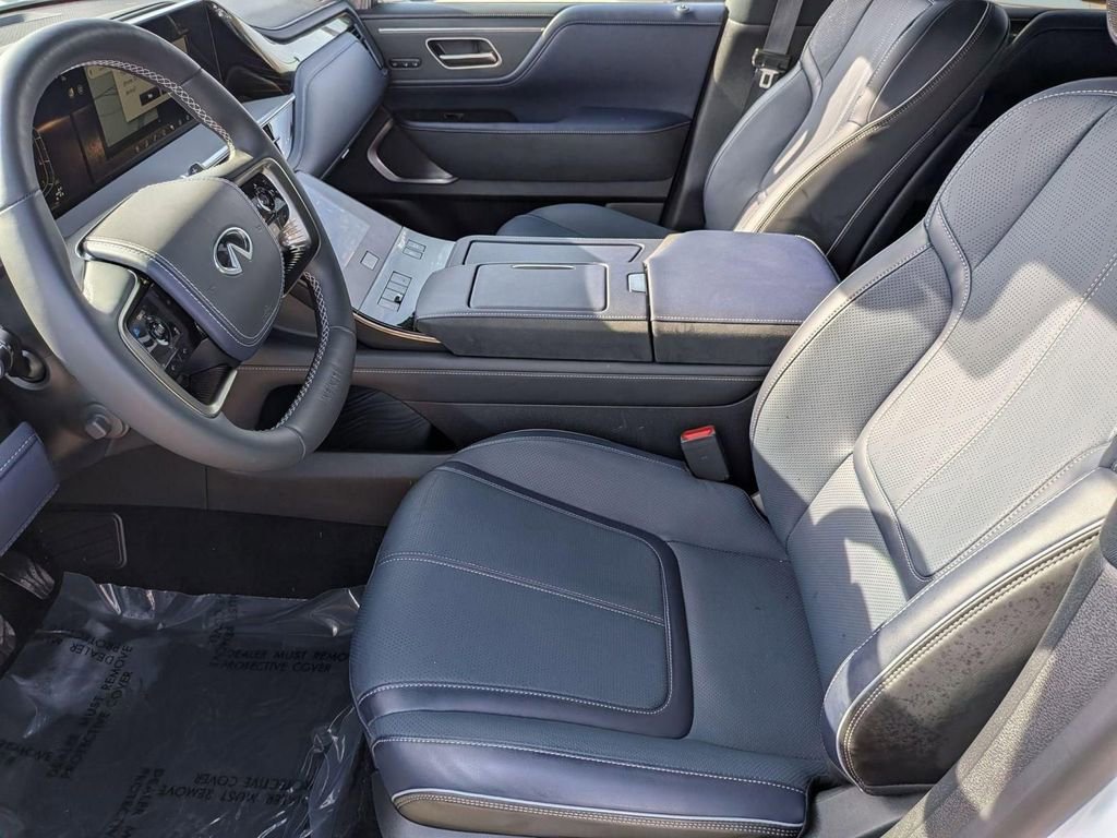 New 2026 INFINITI QX80 4WD w/ Sport Exterior Package image 15