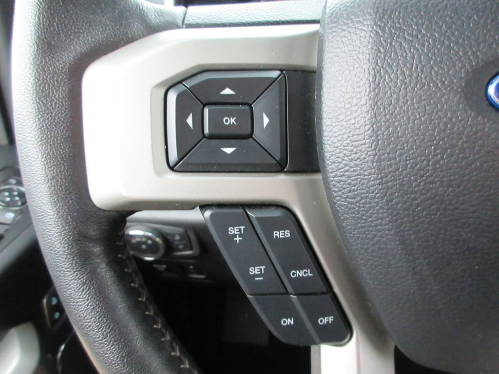 Used 2019 Ford F150 Lariat w/ Trailer Tow Package AWD/4WD image 27
