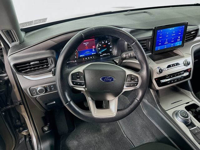 Used 2022 Ford Explorer XLT AWD/4WD image 27