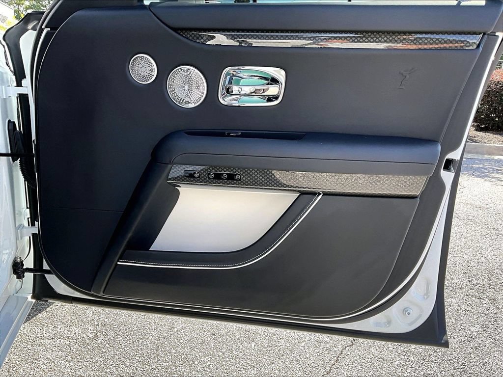 Used 2024 Rolls-Royce Ghost Black Badge w/ Black Badge Ghost Package AWD/4WD image 20