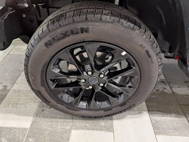 Used 2025 Jeep Wrangler Unlimited Sahara AWD/4WD image 7