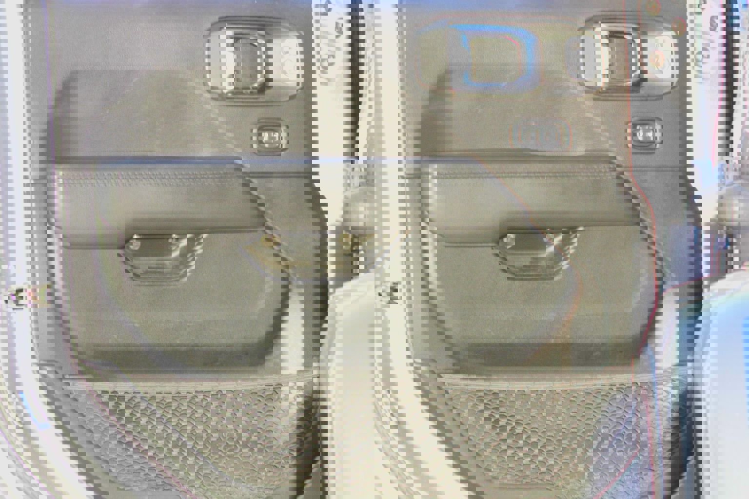 Used 2020 Jeep Wrangler Unlimited Sahara image 18