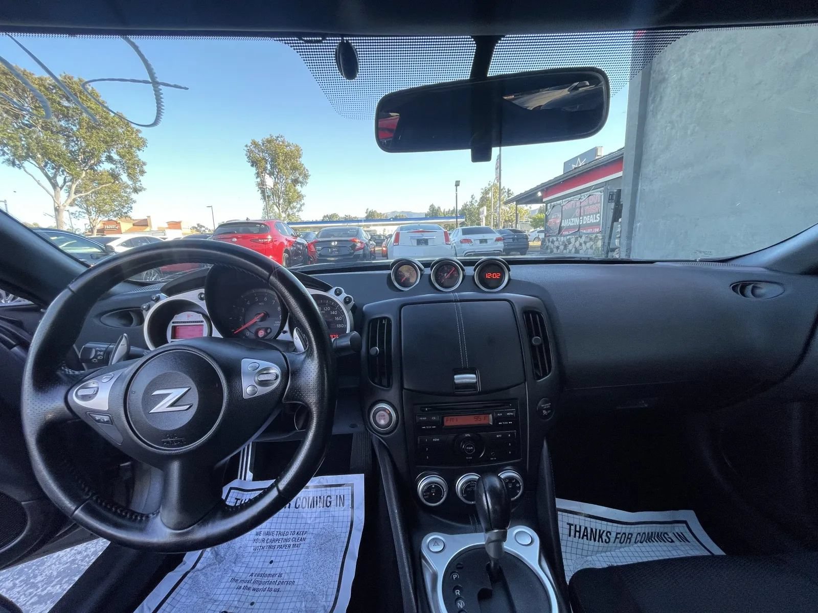 Used 2012 Nissan 370Z Coupe RWD image 10
