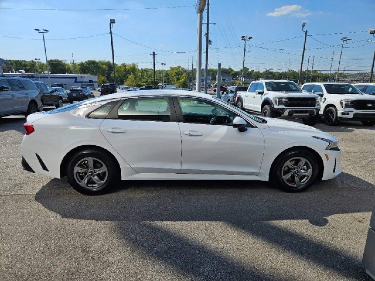 Used 2023 Kia K5 LXS image 7