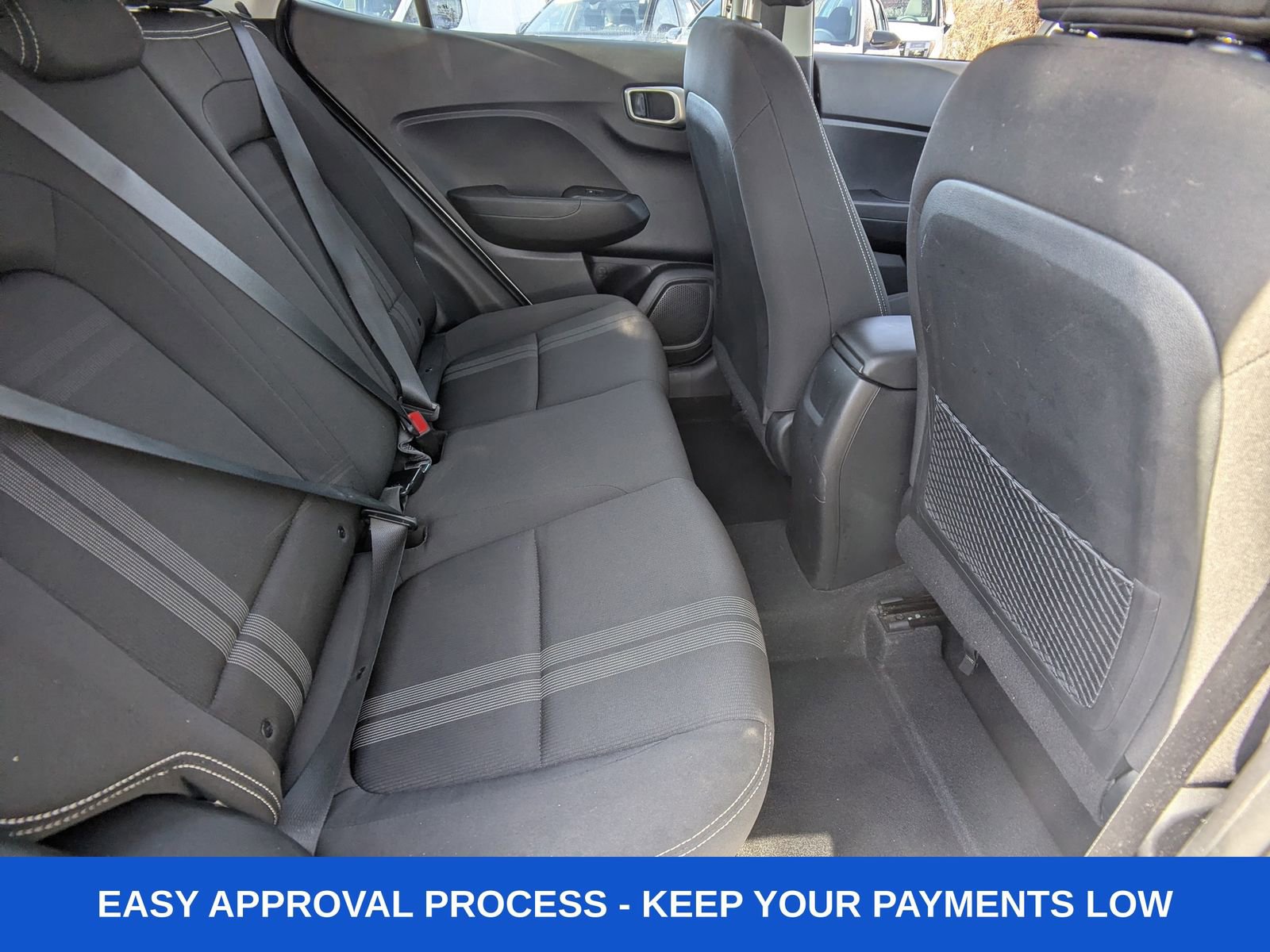 Used 2023 Hyundai Venue SEL w/ Cargo Package image 18
