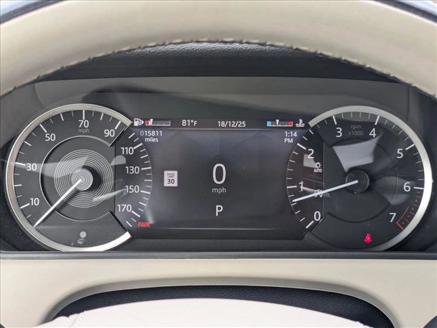 Used 2023 Land Rover Range Rover Velar R-Dynamic S image 11