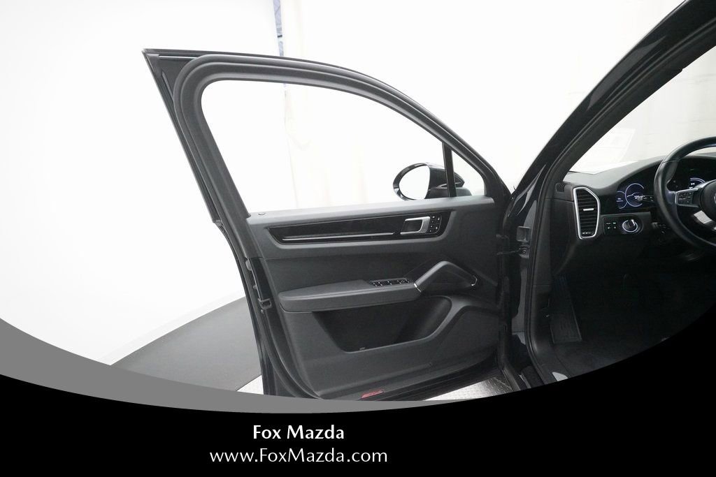 Used 2019 Porsche Cayenne image 29