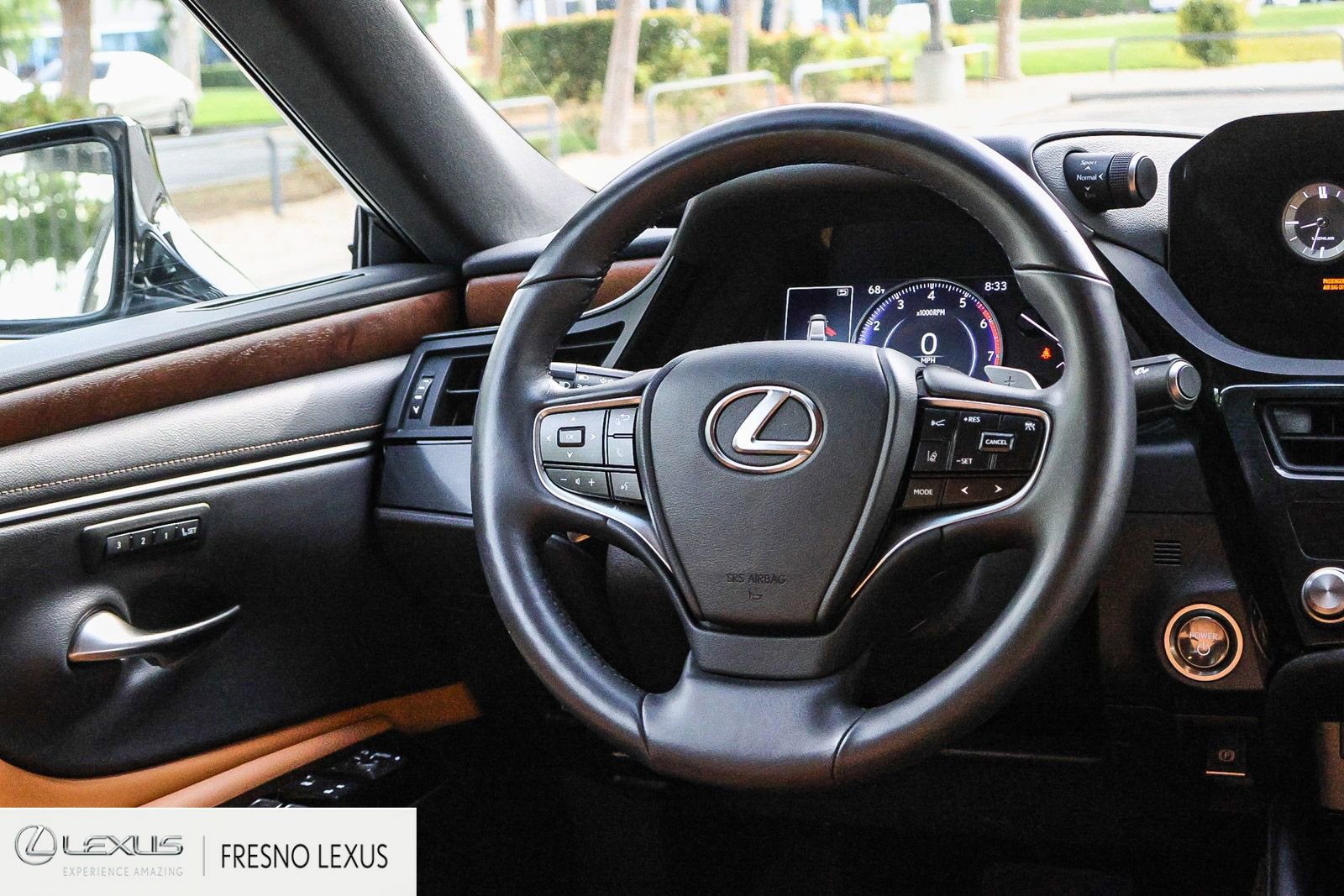 Certified 2024 Lexus ES 300h w/ Premium Package image 18