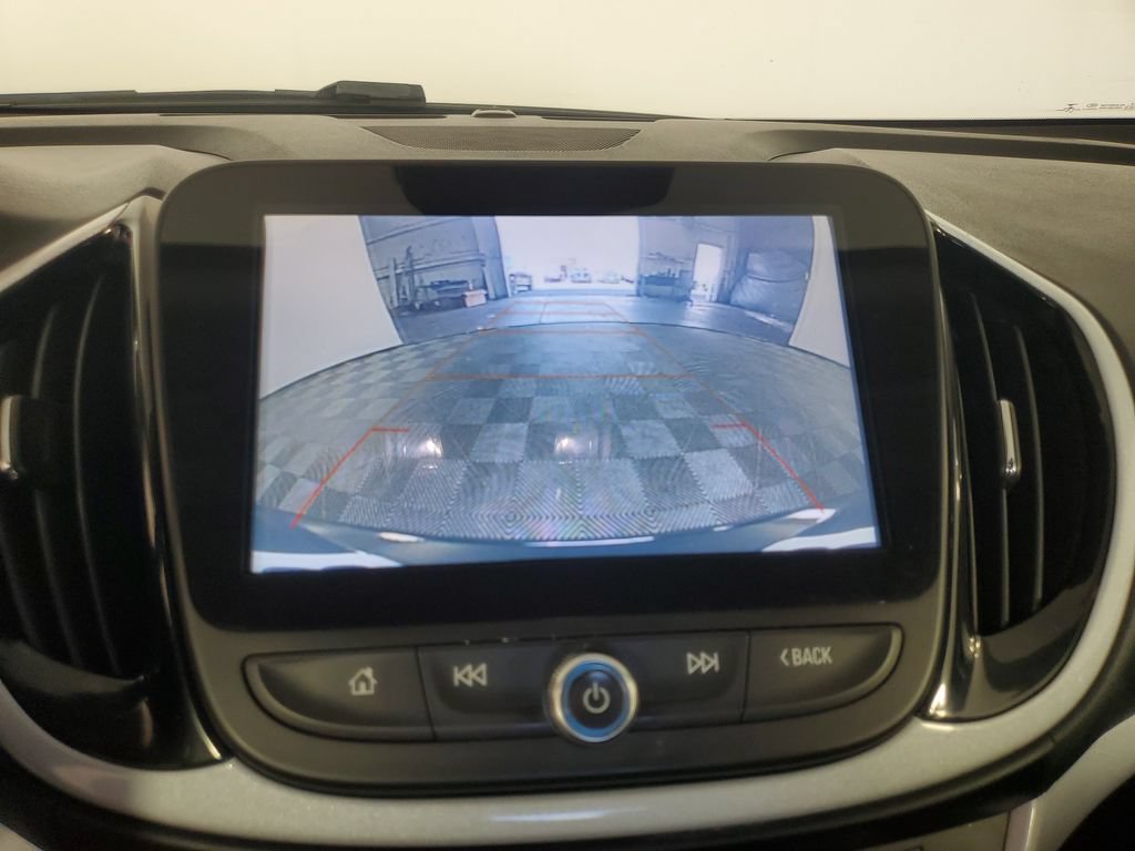 Used 2018 Chevrolet Volt LT w/ Comfort Package FWD image 22