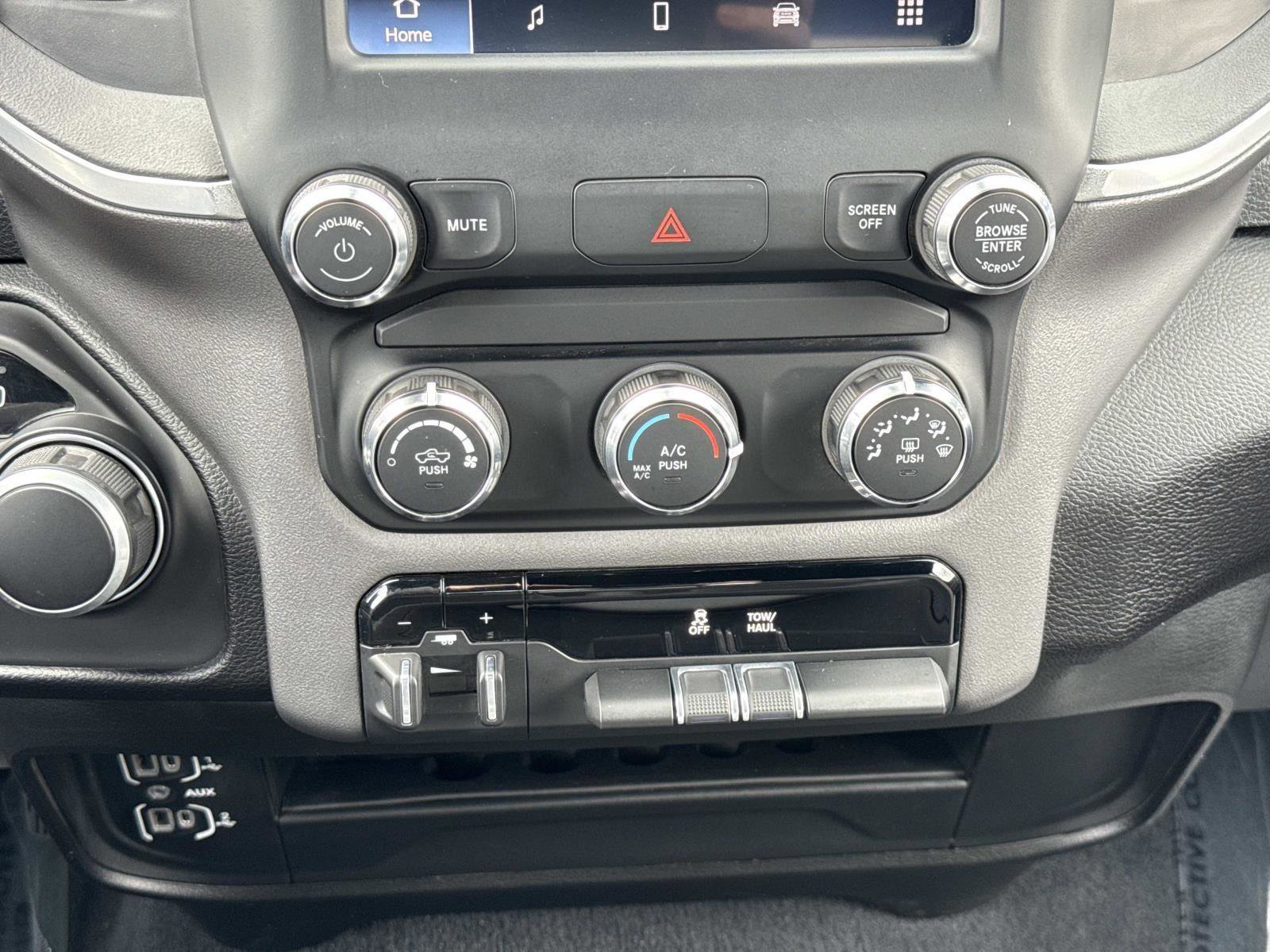 Used 2024 RAM 2500 Big Horn w/ Bed Utility Group image 5