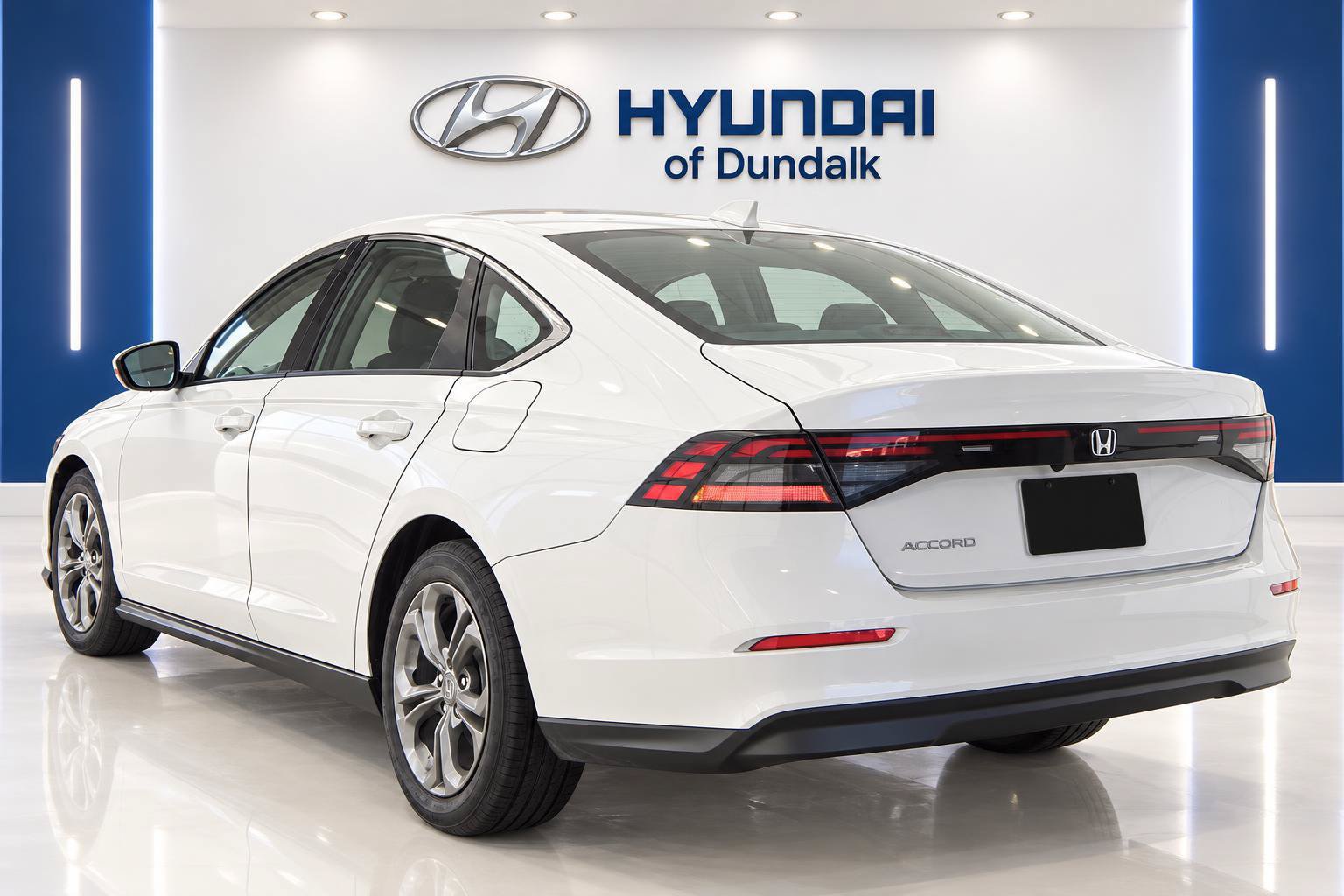 Used 2024 Honda Accord EX image 2