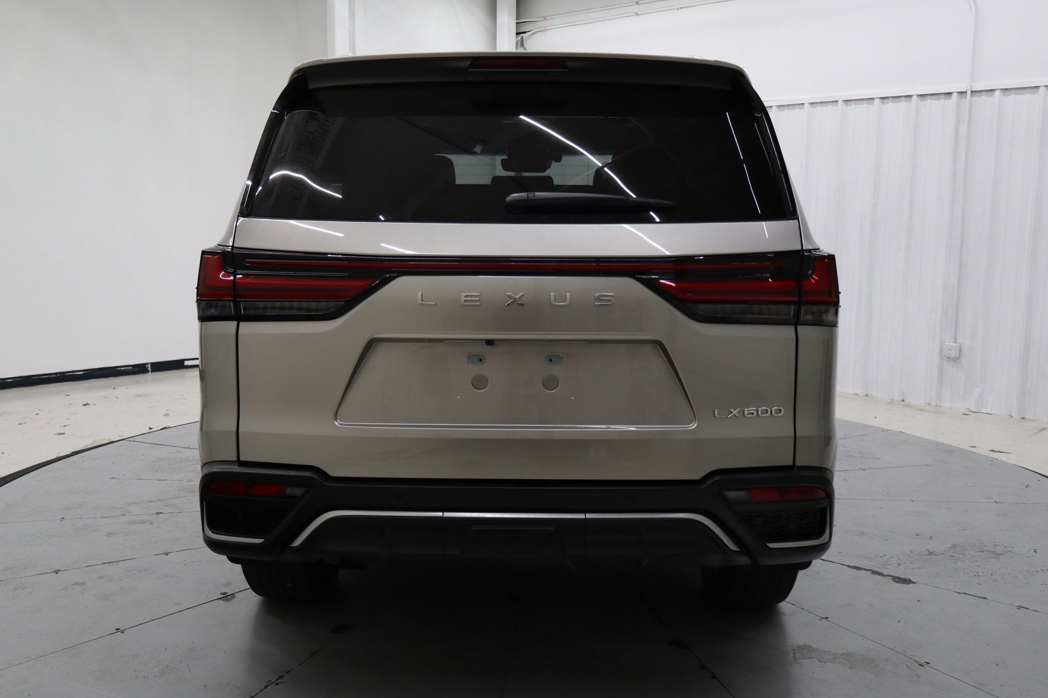 Used 2023 Lexus LX 600 F Sport image 6