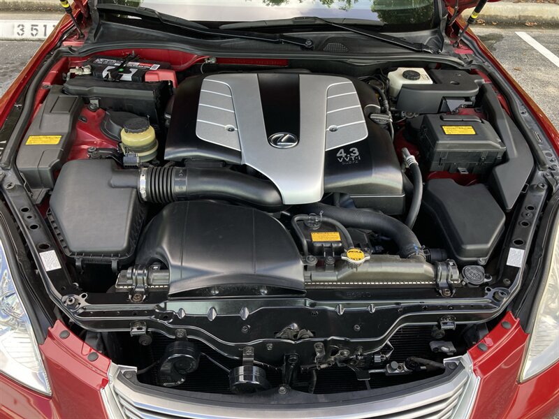 Used 2009 Lexus SC 430 Convertible RWD image 33