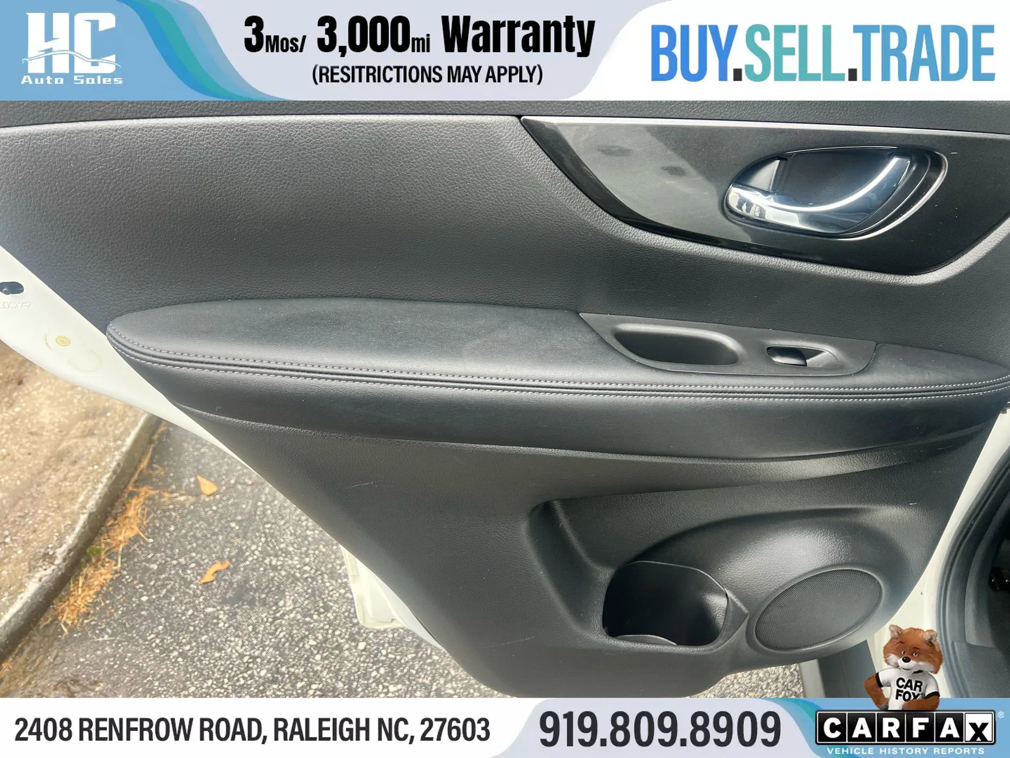 Used 2018 Nissan Rogue SV image 11