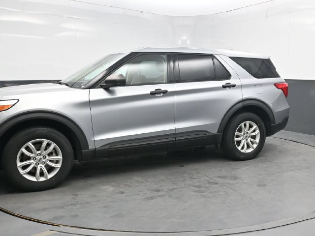 Used 2021 Ford Explorer 4WD image 3