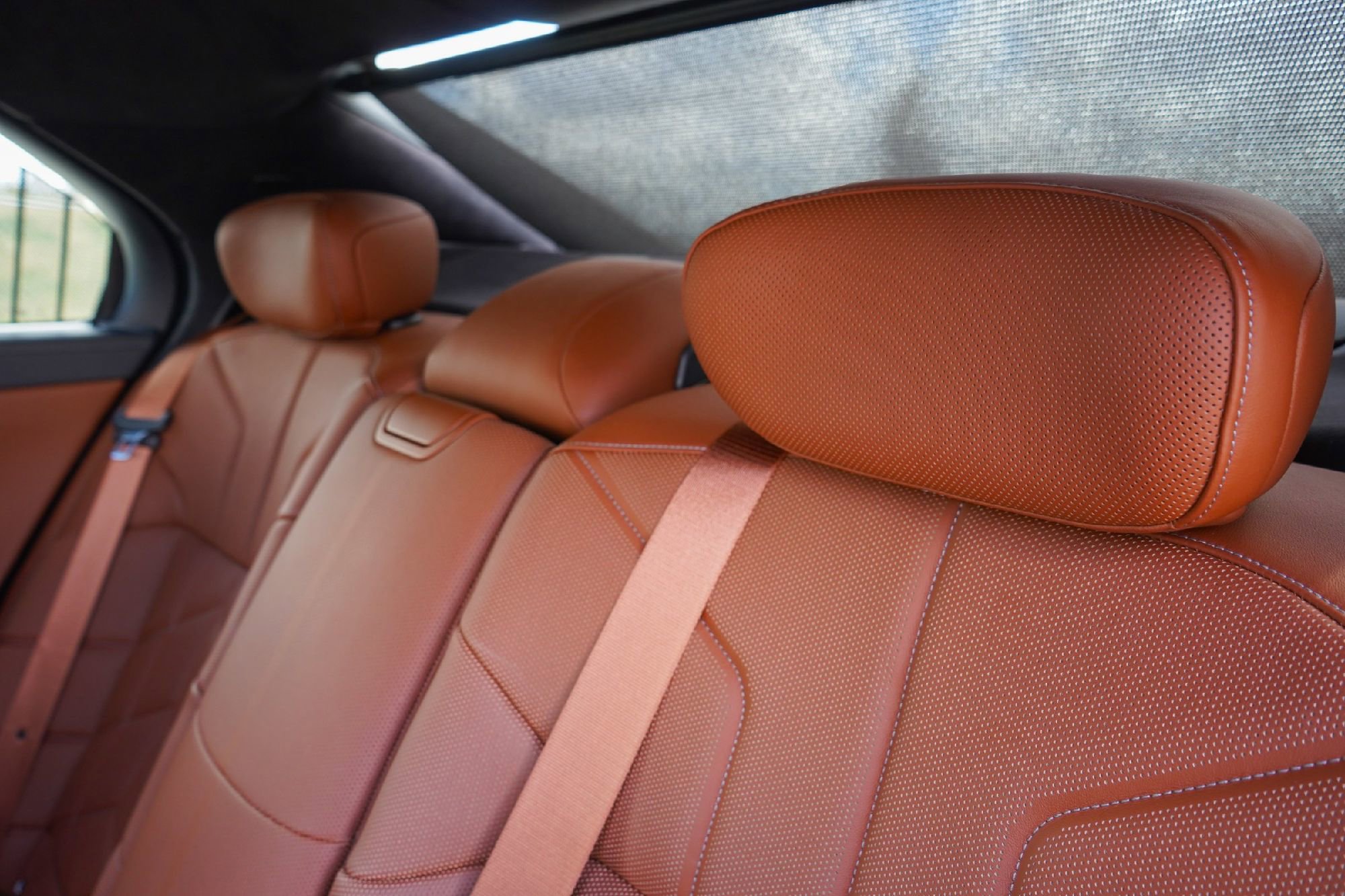 Used 2024 BMW 750e xDrive w/ Executive Package image 22