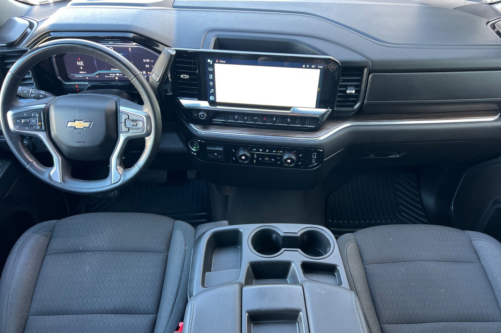 Used 2024 Chevrolet Silverado 2500 LT w/ Convenience Package image 13