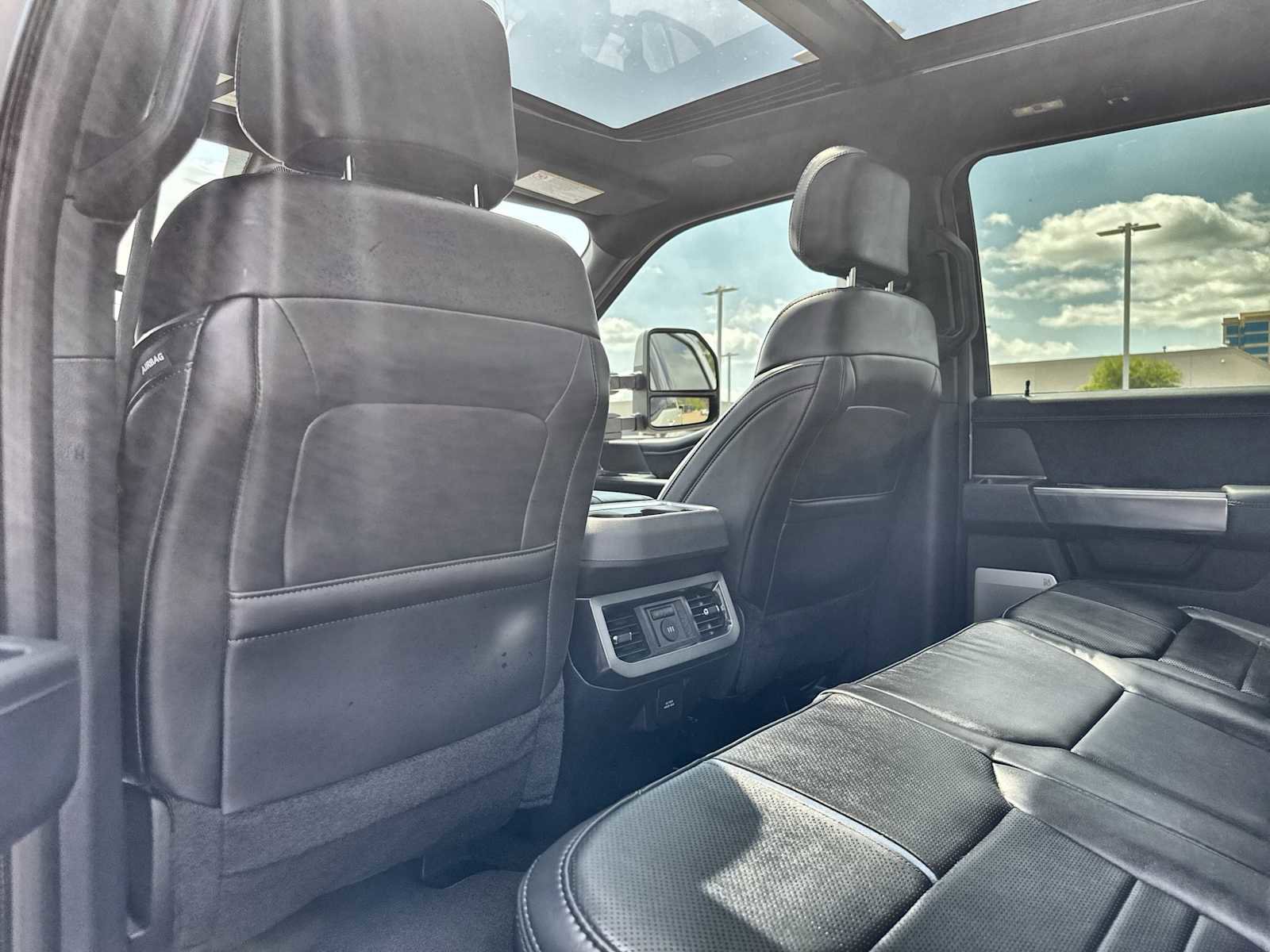Used 2026 Ford F250 Platinum AWD/4WD image 18