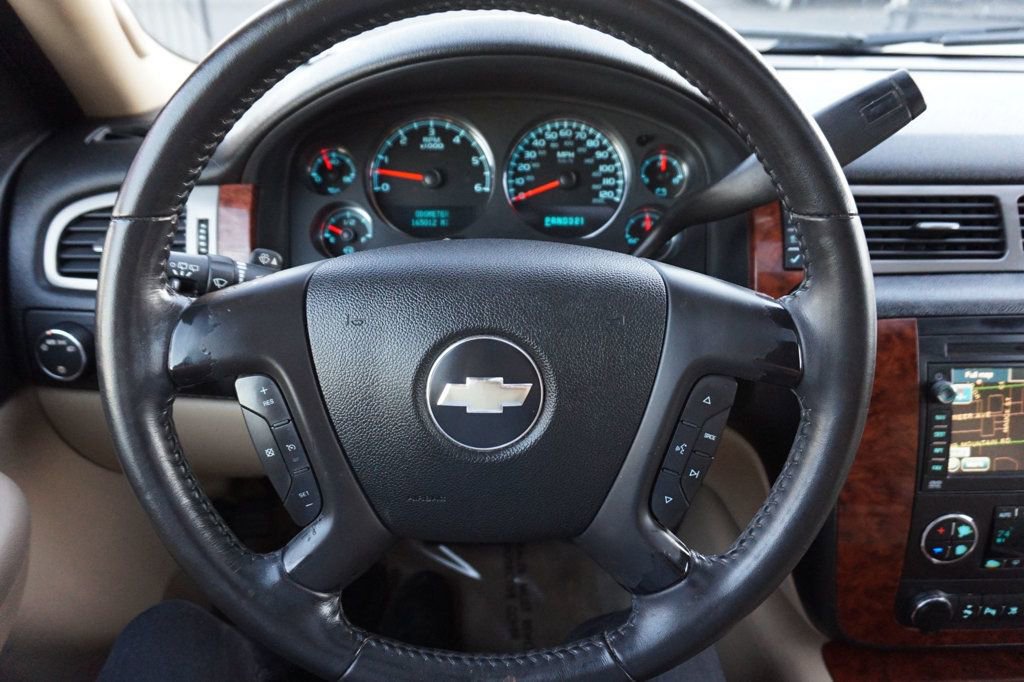 Used 2008 Chevrolet Tahoe LTZ w/ LTZ Preferred Equipment Group image 27