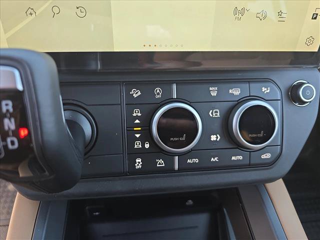 New 2026 Land Rover Defender 110 S AWD/4WD image 22